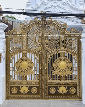 Công Trình Cổng Nhôm Đúc Tại Hóc Môn, TPHCM