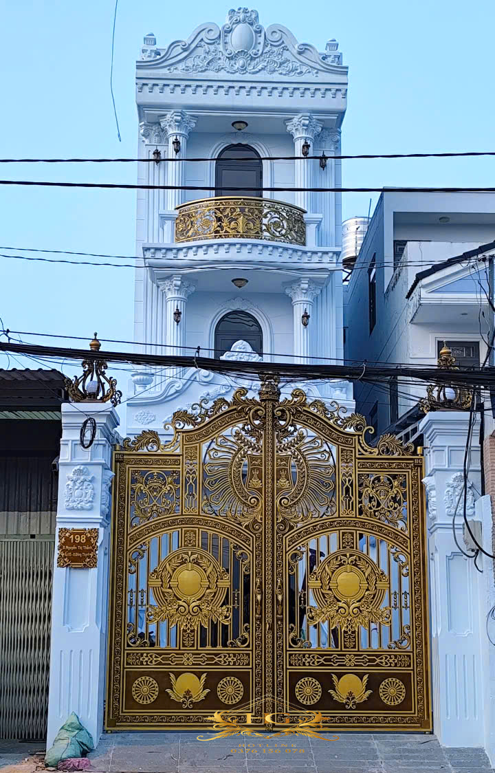 cổng nhôm đúc 2 cánh