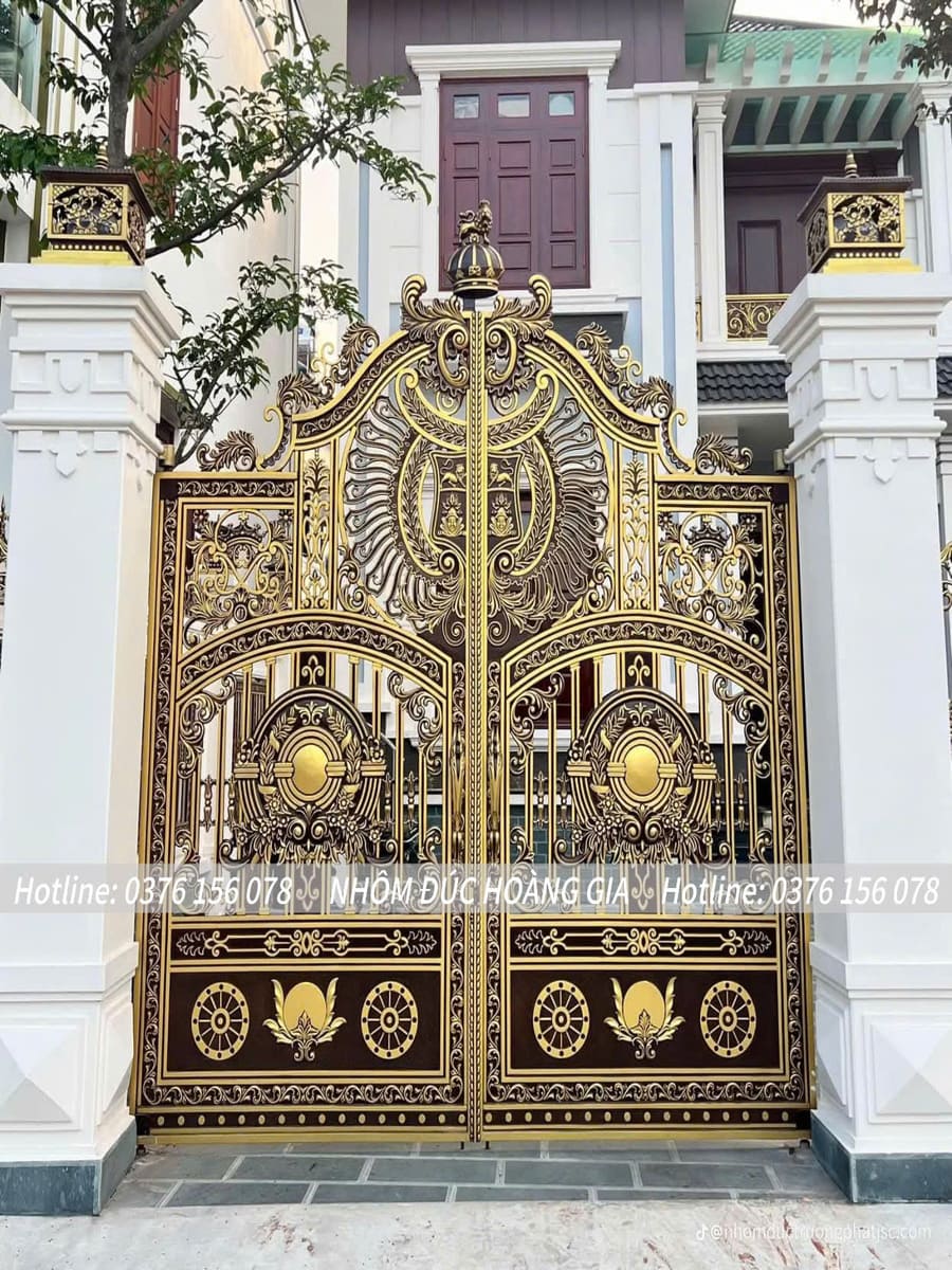 cổng nhôm đúc phù điêu
