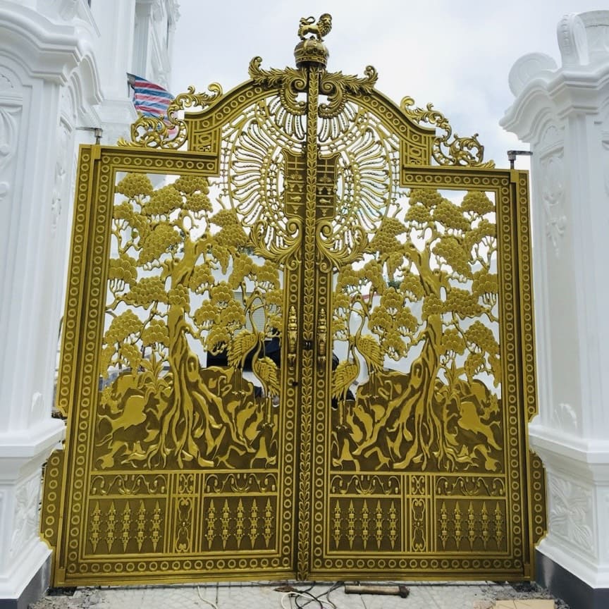 công trình cổng nhôm đúc tại cà mau