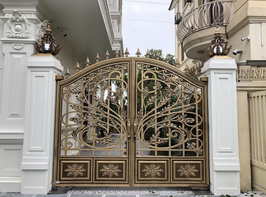 Mẫu cổng nhôm đúc đơn giản