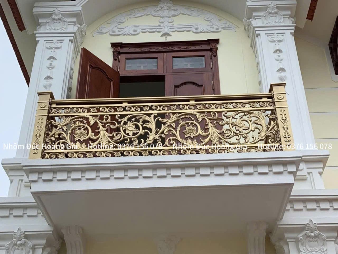 lan can nhôm đúc giá bao nhiêu