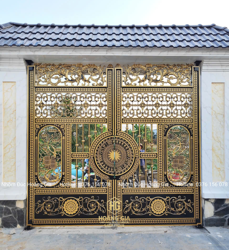 cổng nhôm đúc trống đồng cao cấp