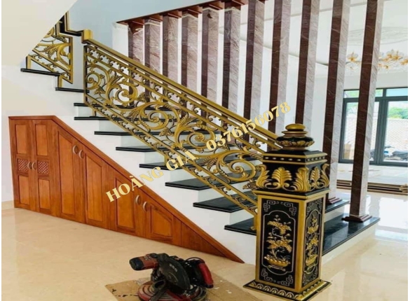 CẦU THANG NHÔM ĐÚC T003